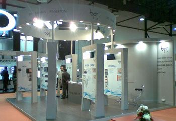 exhibition stands in dubai